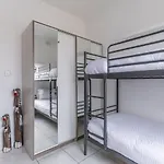 Walking Distance From The Sea. Apartment